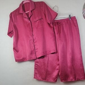 Silky Polyester Poka Dot Pajama Set Size PM